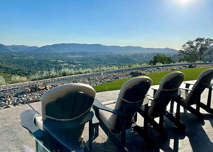 Enchanted Property Near Yosemite, View, Game Room