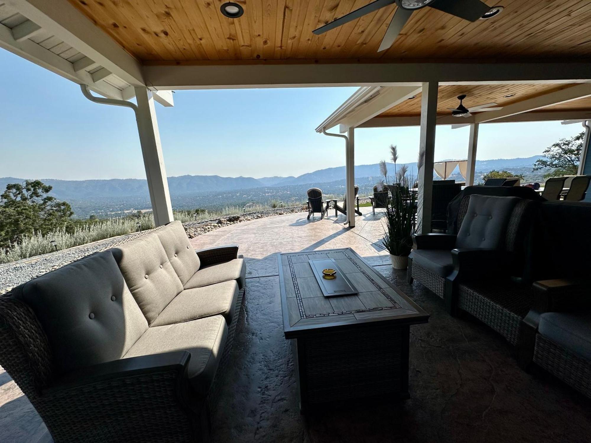 Enchanted Near Yosemite, View, Game Homestay
